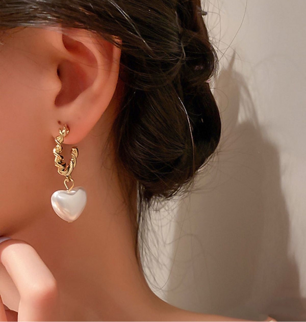 Twisted Hoop Pearl Heart Drops