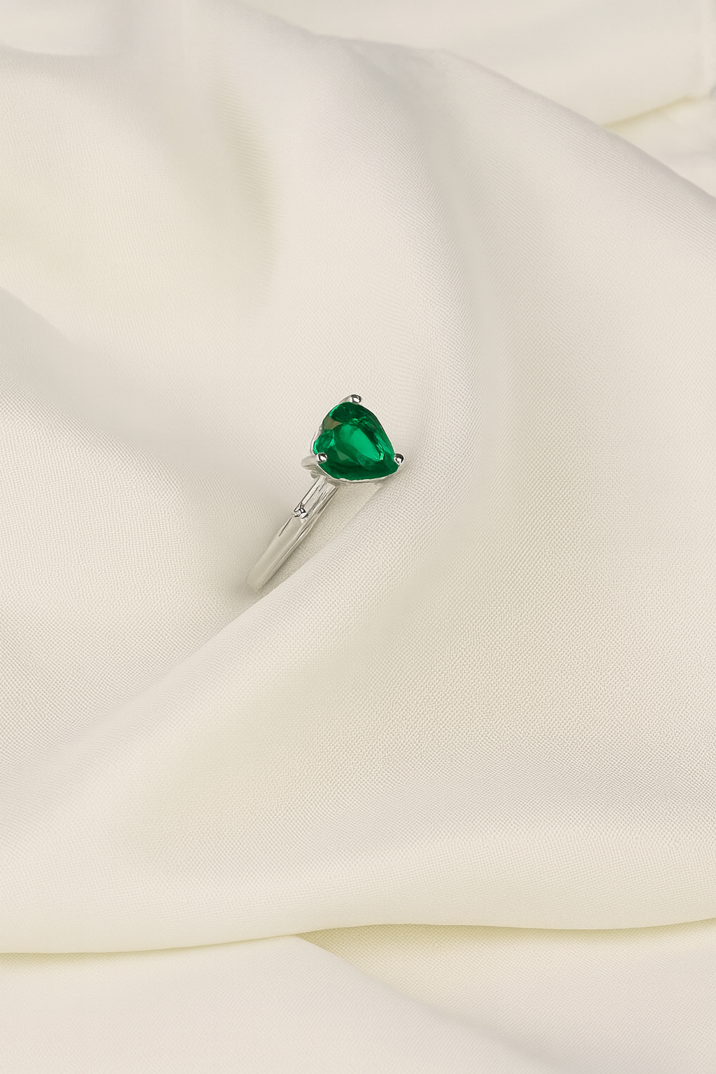 Emerald Heart Solitaire Ring