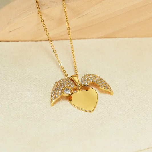 Aurielle Luxe Gold Heart Crystal Pendant Necklace