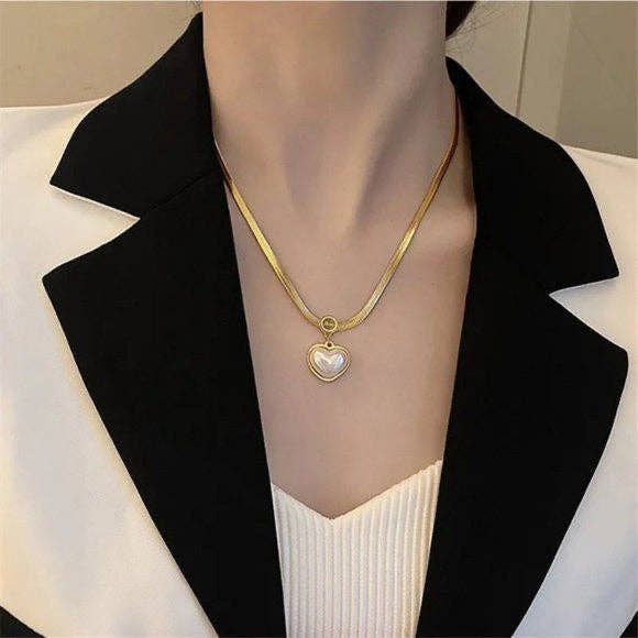 Pearl Heart Love Pendant Necklace