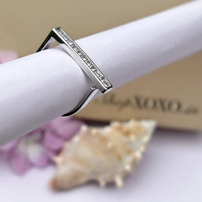 Véline V-Curve Pavé Ring