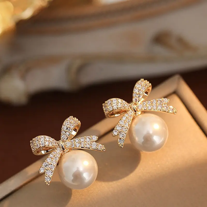 Radiant Bow Pearl Drops