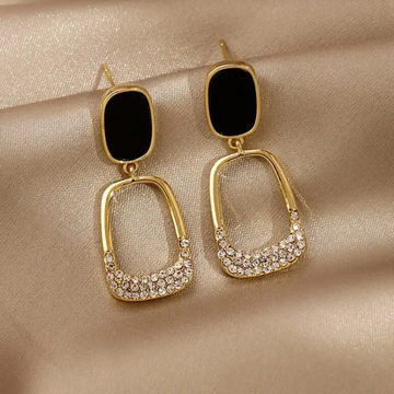 Noir Luxe Drop Earrings