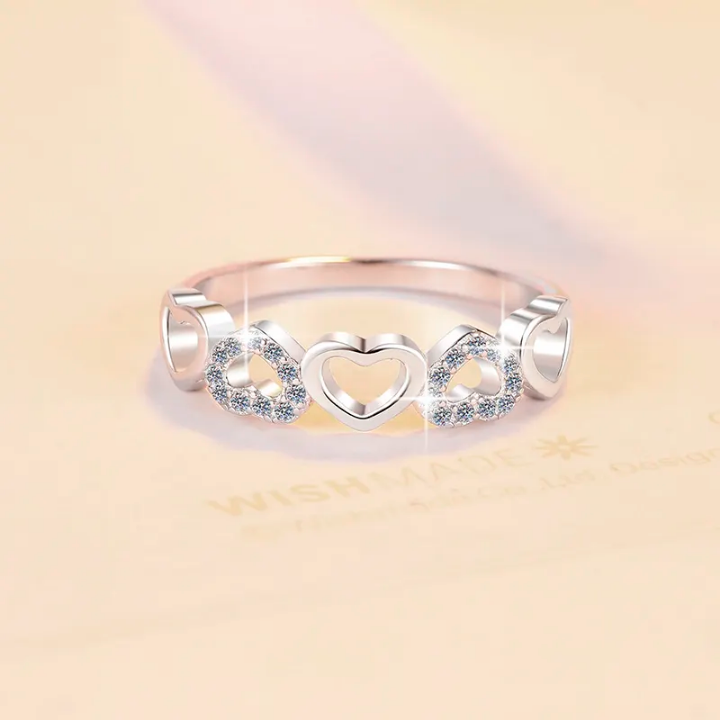 Eternal Hearts Silver Band