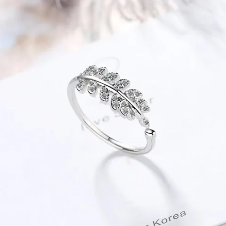 Crystal Leaf Elegance Ring
