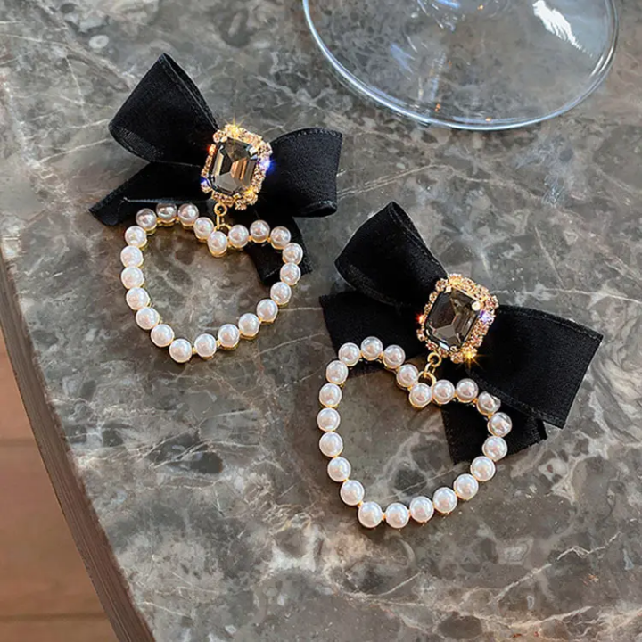 Midnight Bow Pearl Heart Earrings