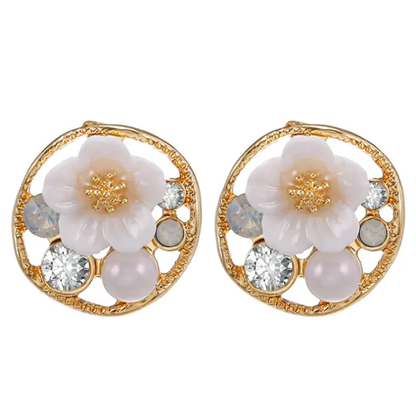 Blooming Pearl Aura Studs