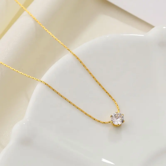 Solara Luxe Gold Solitaire Pendant Necklace