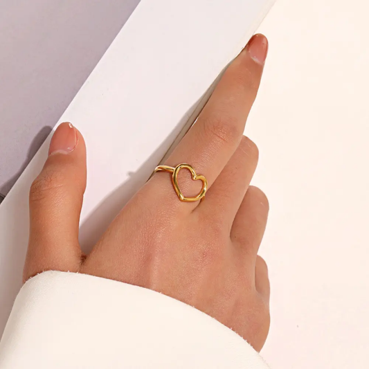Lumière Open-Heart Adjustable Ring