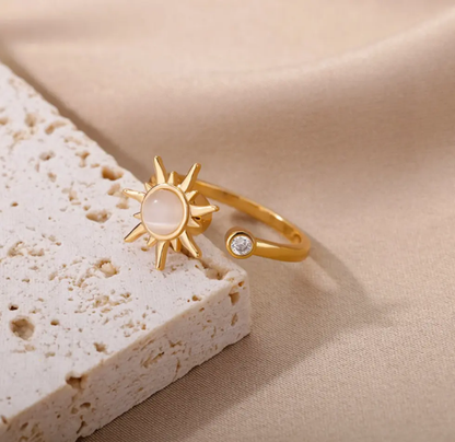 Aurelia Sunburst Pearl Open Ring
