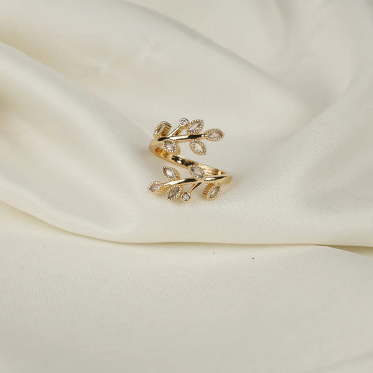 Élan Vine Wrap Adjustable Ring