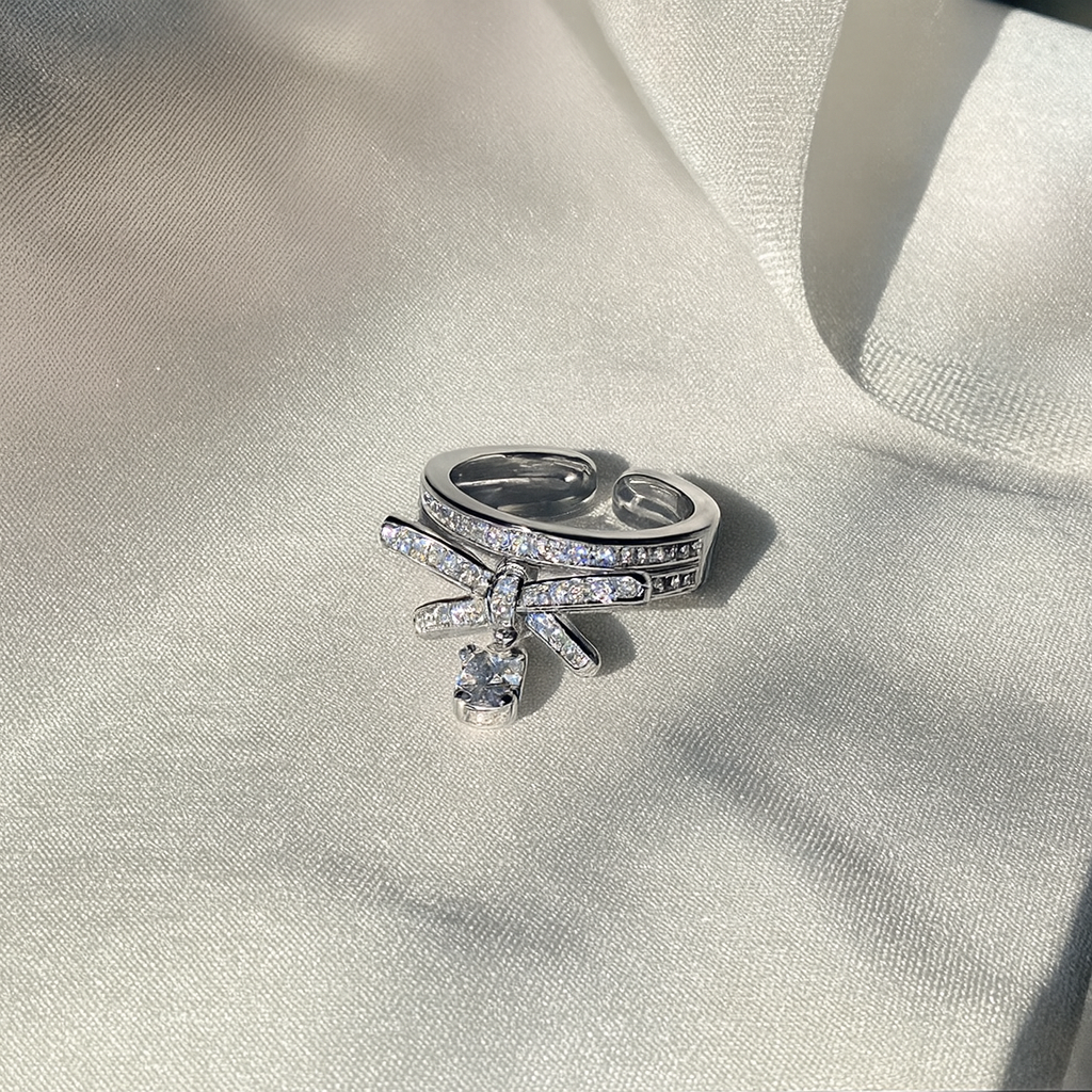 Crystal Bowline Adjustable Ring