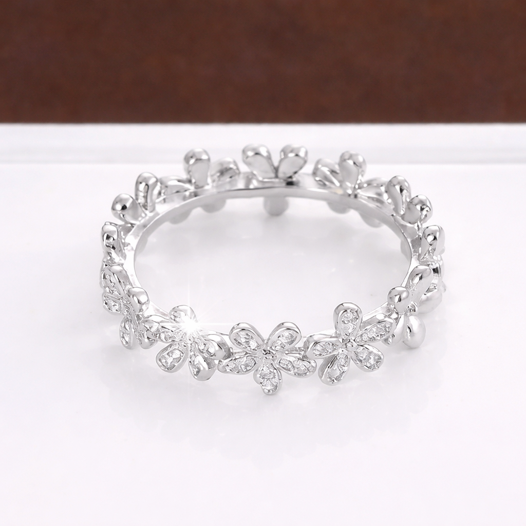 LumiBloom Adjustable Floral Band Ring