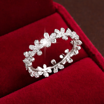 LumiBloom Adjustable Floral Band Ring