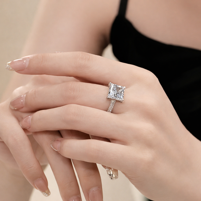 Regal Lumière Princess-Cut Halo-Style Ring
