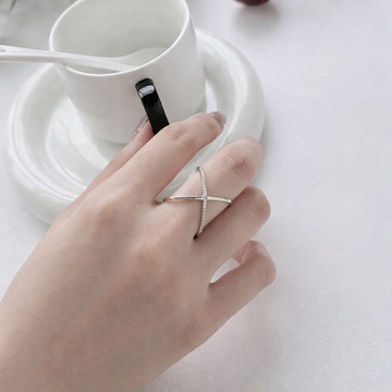 Aurumé “Signature X-Glow” Pavé Crossover Ring