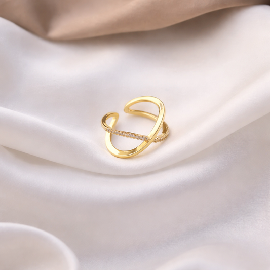 Lumière Infinity Heart Open Ring
