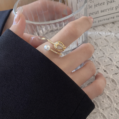 Auréline Pearl Leaf Open Ring