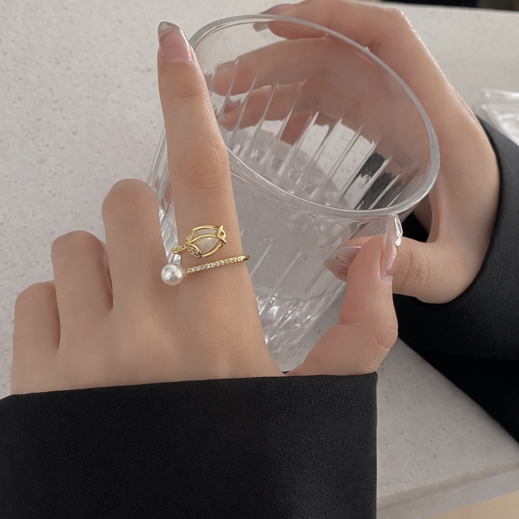 Auréline Pearl Leaf Open Ring