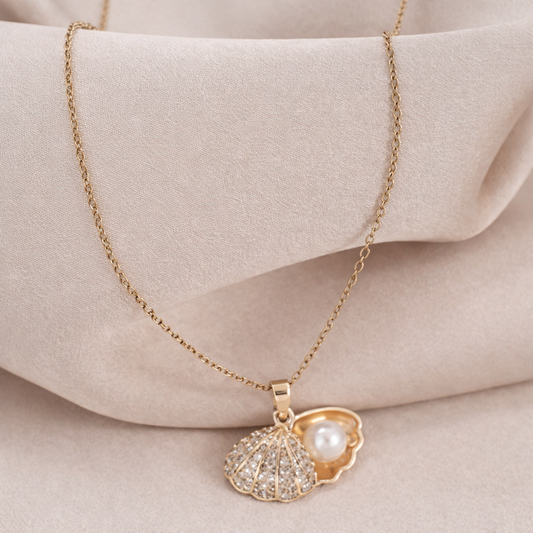 LumiShell Pearl Radiance Pendant Necklace