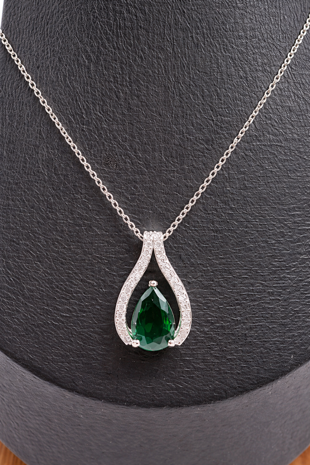 Pear-Cut Green Drop Pendant Necklace