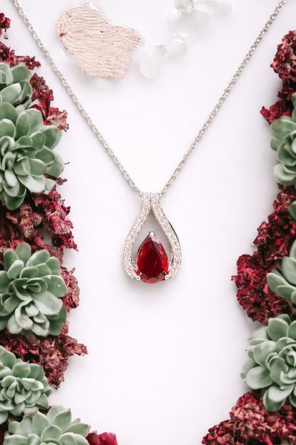 Teardrop Pendant Necklace