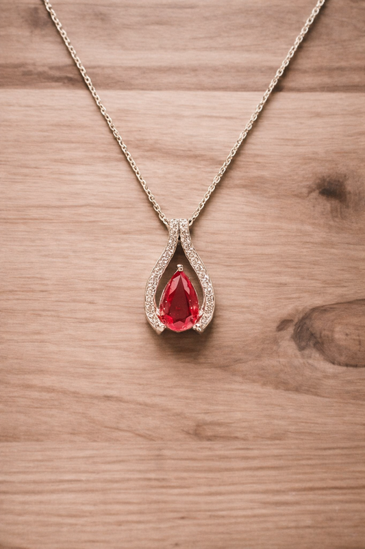 Teardrop Pendant Necklace