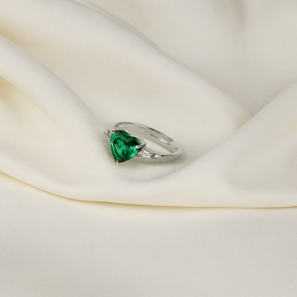 Emerald Heart Solitaire Ring