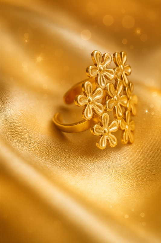 Blossom Cluster Gold Ring