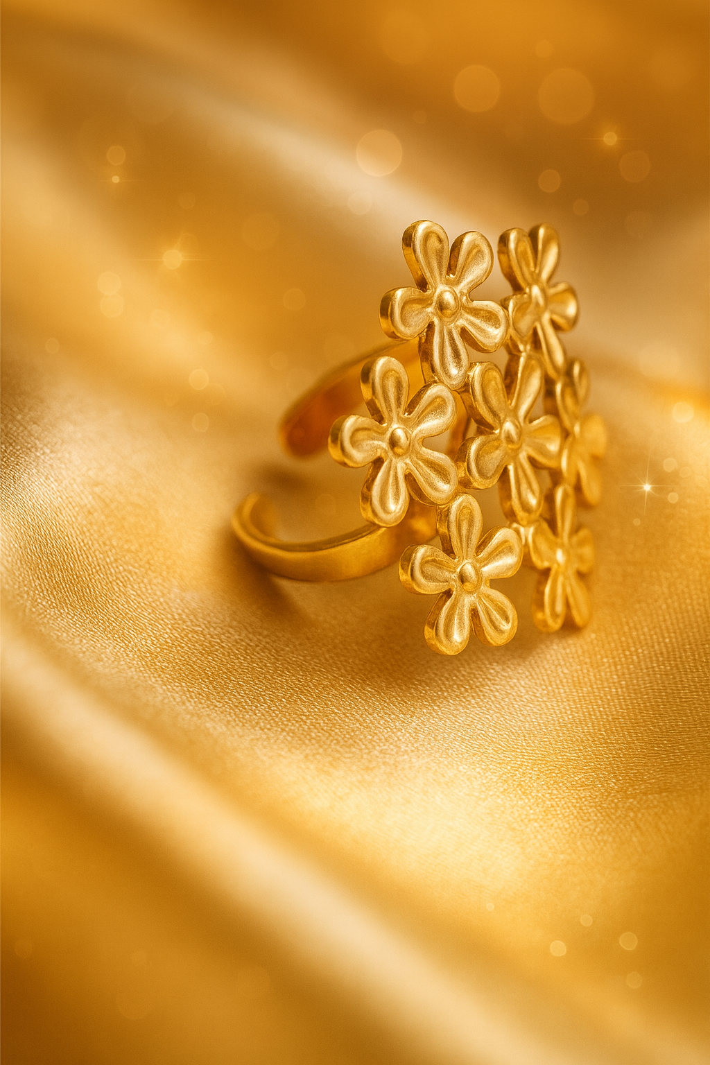 Blossom Cluster Gold Ring