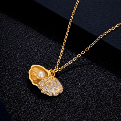 Aurelia ShellPearl Luxe Pendant Necklace