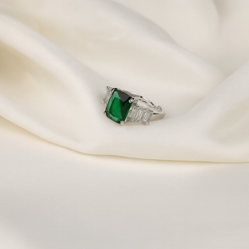 Emerald Luxe Baguette Ring