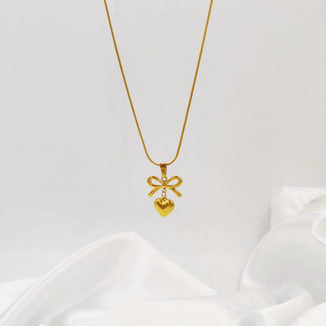 Belle Amour Luxe Gold Bow Heart Pendant Necklace