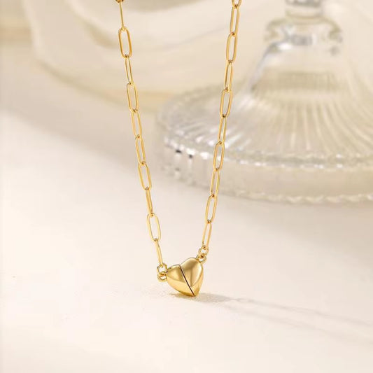 MagnaHeart Connection Necklace