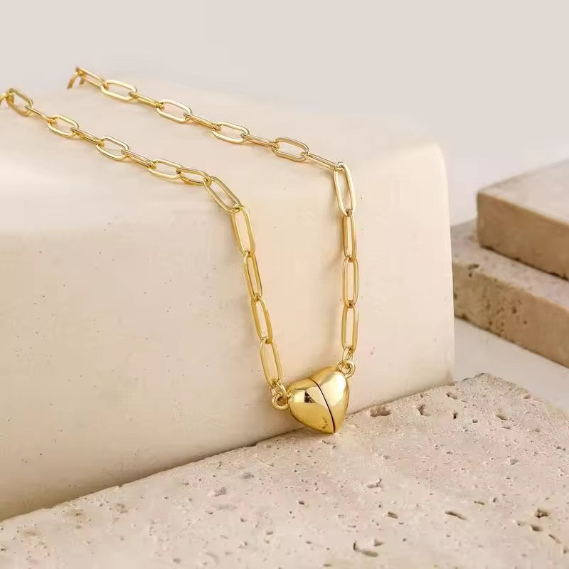 MagnaHeart Connection Necklace