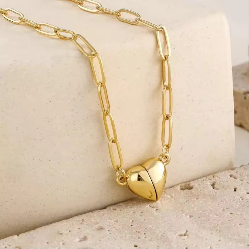 MagnaHeart Connection Necklace