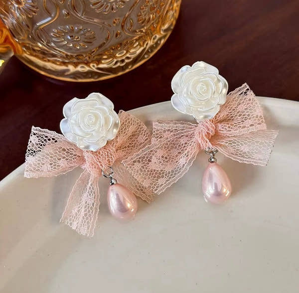 Rose Lace Pearl Drop Earrings