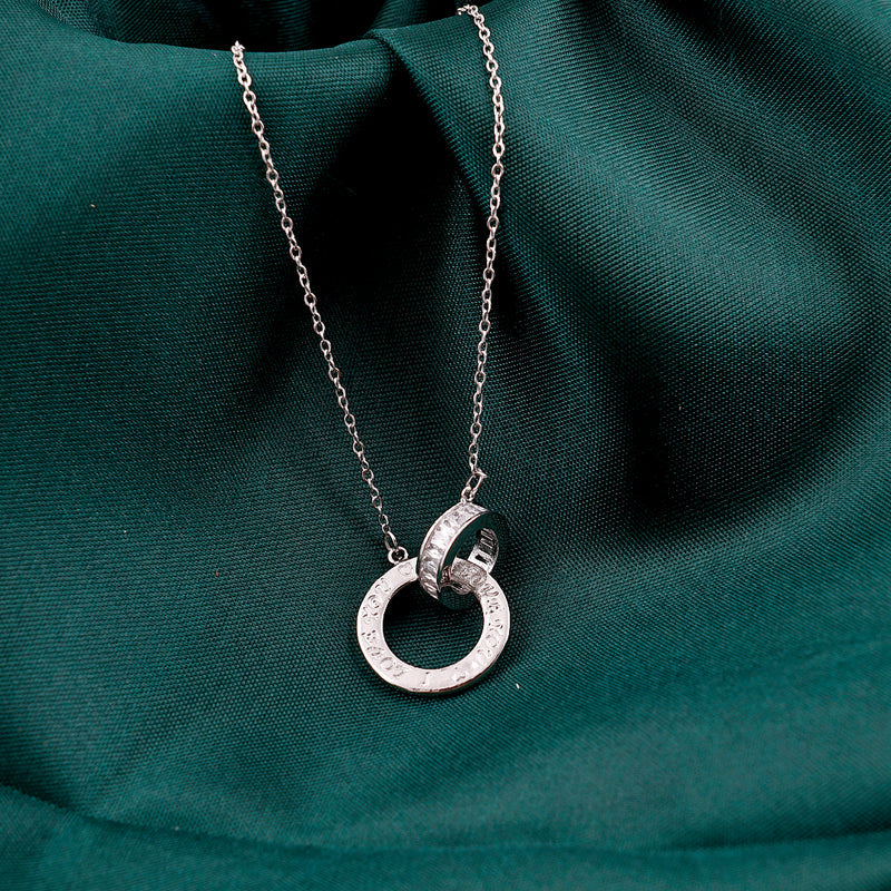 Interlocking Circle “LOVE” Pendant Necklace