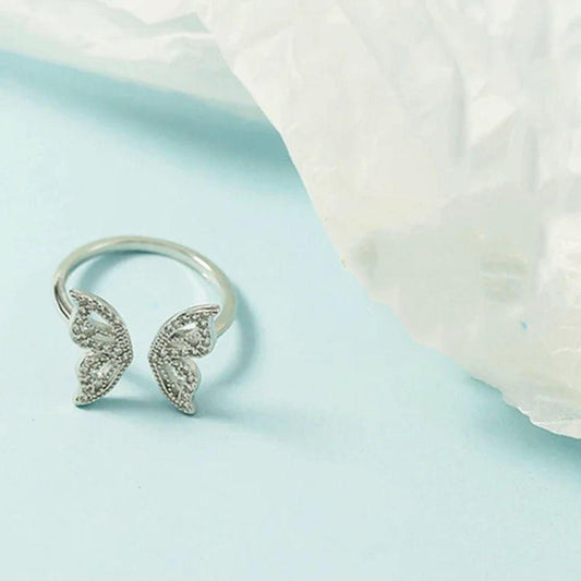 ÉLANZA Twin Leaf Pavé Open Ring