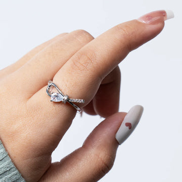 LumiTeardrop Crossover Ring