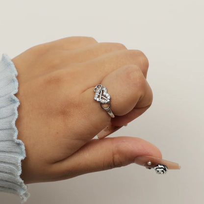 OrbitHeart Pavé Ring