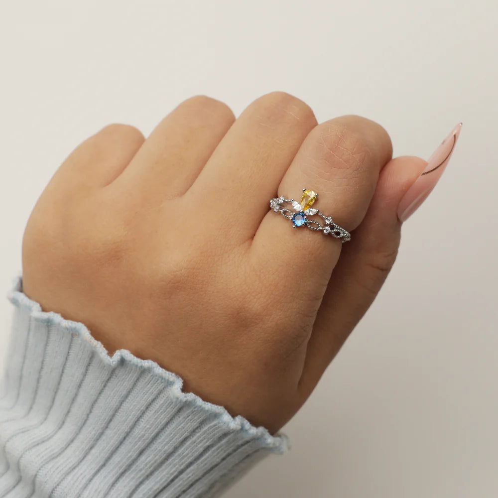 Aurora Twist Ring