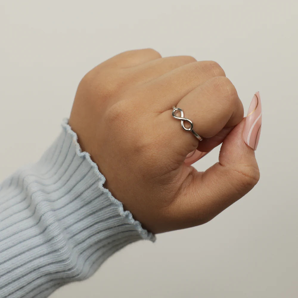 InfinityLuxe Minimal Ring
