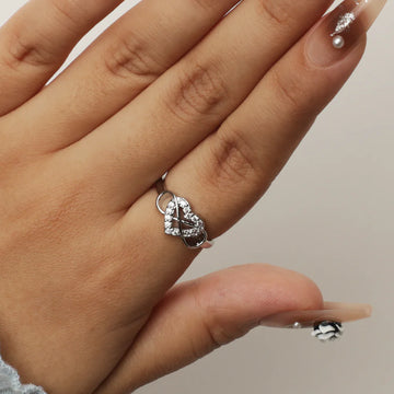 OrbitHeart Pavé Ring