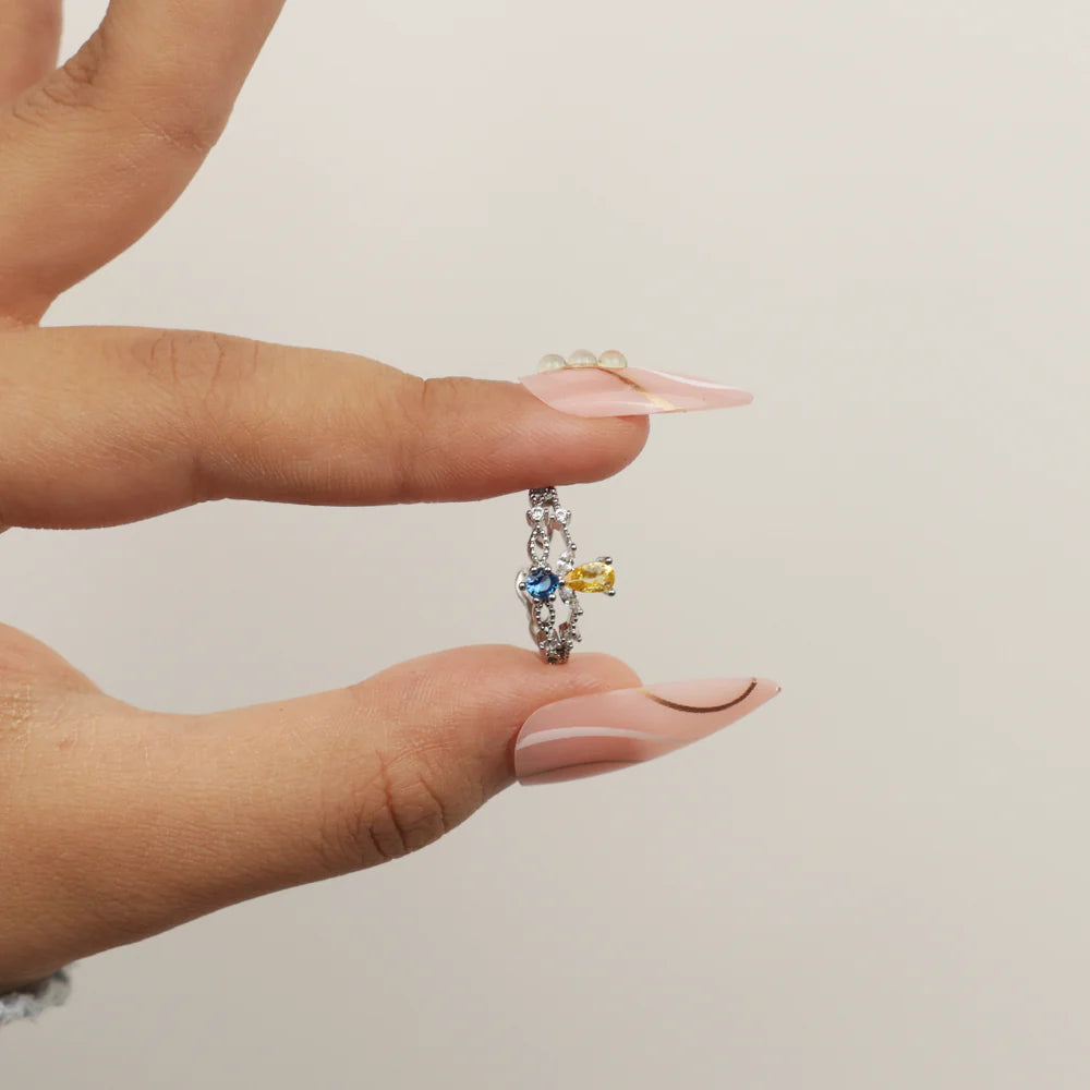 Aurora Twist Ring
